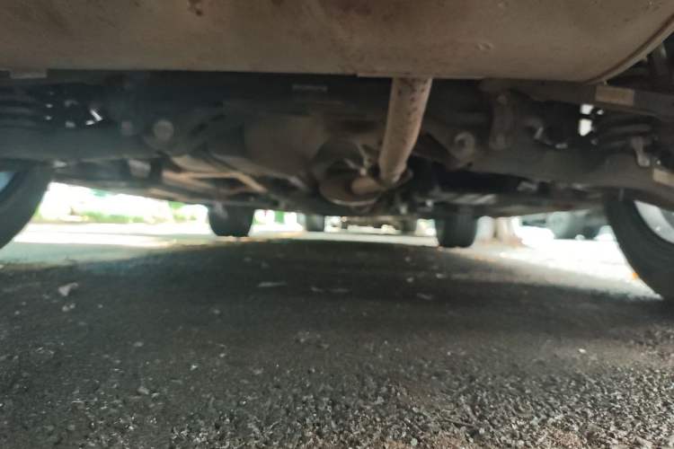 Used Soueast DX7 2015 1.5T Manual Luxury Model Chassis Rear