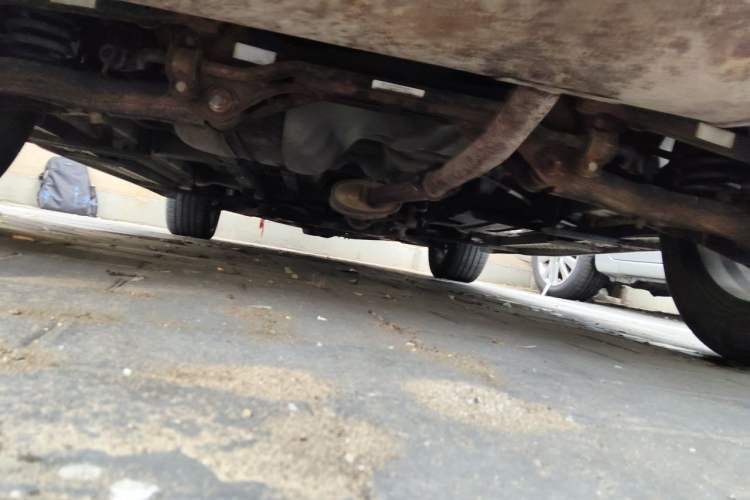 Used Soueast DX7 2015 1.5T Automatic Prestige Model Chassis Rear