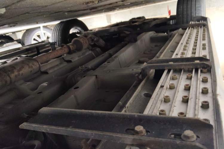 Used Soueast DX7 2015 1.5T Automatic Prestige Model Chassis Rear Left