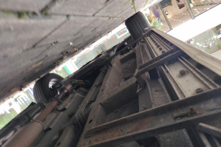 Used Soueast DX7 2015 1.5T Automatic Prestige Model Chassis Rear Left