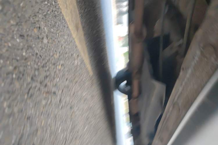 Used Soueast DX7 2015 1.5T Automatic Prestige Model Chassis Rear Right