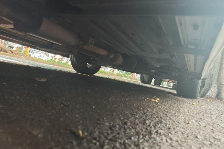 Used Soueast DX7 2015 1.5T Manual Luxury Model Chassis Rear Right