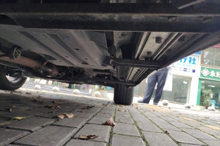 Used Soueast DX7 2015 1.5T Automatic Prestige Model Chassis Rear Right