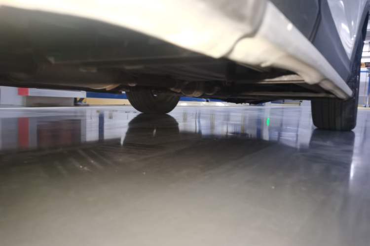 Used Soueast DX7 2015 1.5T Automatic Luxury Model Chassis Rear Right