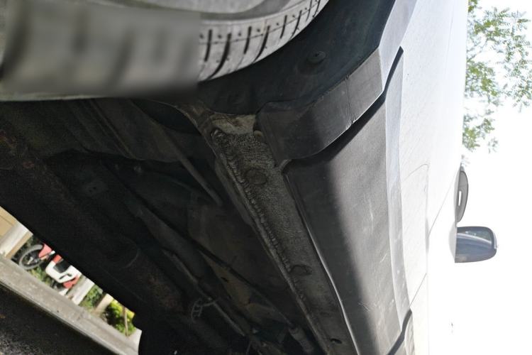 Used Soueast DX7 2015 1.5T Automatic Luxury Model Chassis Rear Right