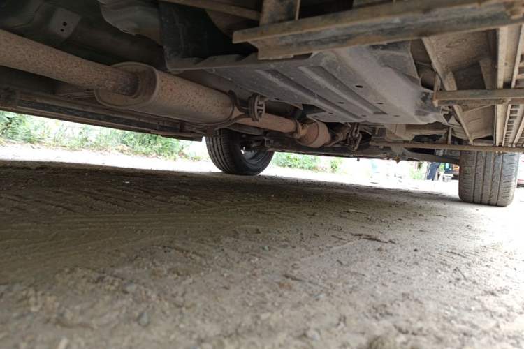 Used Soueast DX7 2015 1.5T Manual Luxury Model Chassis Rear Right