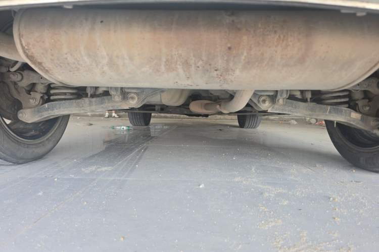 Used Soueast DX7 2015 1.5T Automatic Luxury Model Chassis Rear