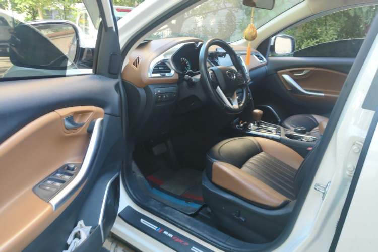 Used Soueast DX7 2015 1.5T Automatic Luxury Model Driver Seat