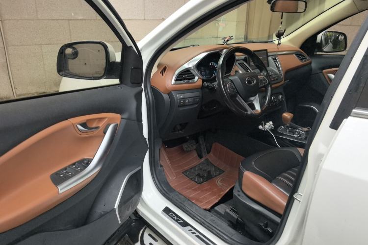 Used Soueast DX7 2015 1.5T Automatic Luxury Model Driver Seat
