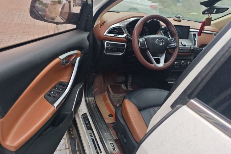 Used Soueast DX7 2015 1.5T Automatic Prestige Model Driver Seat