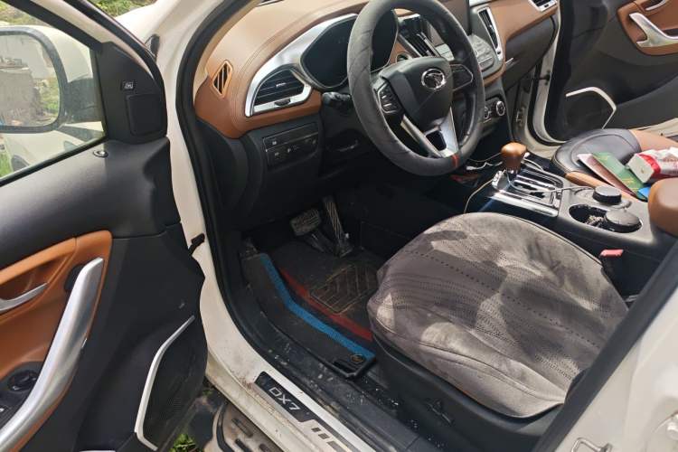 Used Soueast DX7 2015 1.5T Automatic Prestige Model Driver Seat