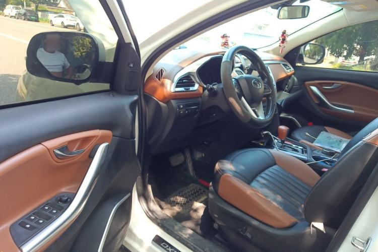 Used Soueast DX7 2015 1.5T Automatic Luxury Model Driver Seat