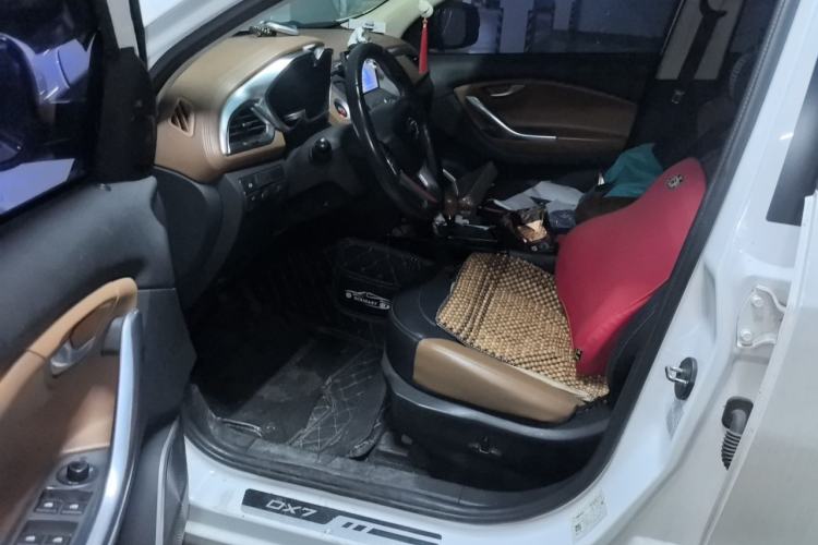 Used Soueast DX7 2015 1.5T Automatic Prestige Model Driver Seat