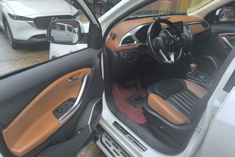 Used Soueast DX7 2015 1.5T Automatic Luxury Model Driver Seat