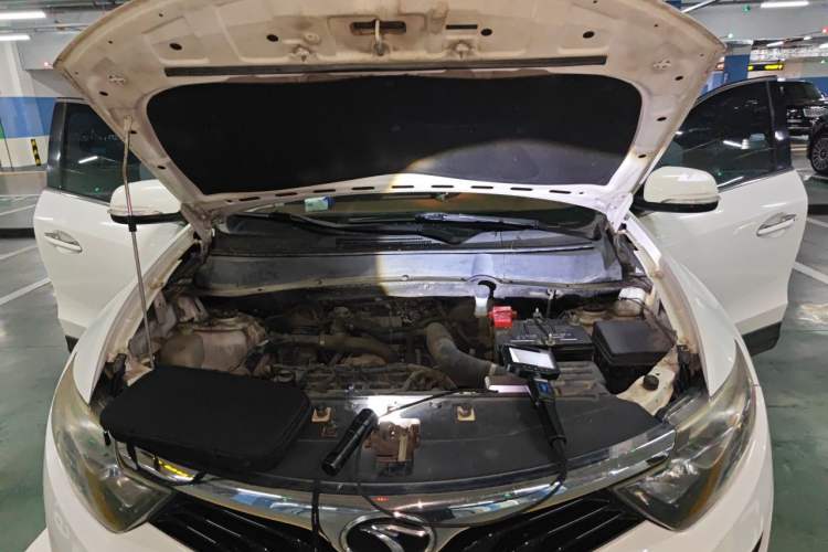 Used Soueast DX7 2015 1.5T Manual Luxury Model Engine Bay