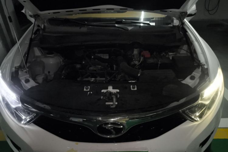Used Soueast DX7 2015 1.5T Automatic Luxury Model Engine Bay