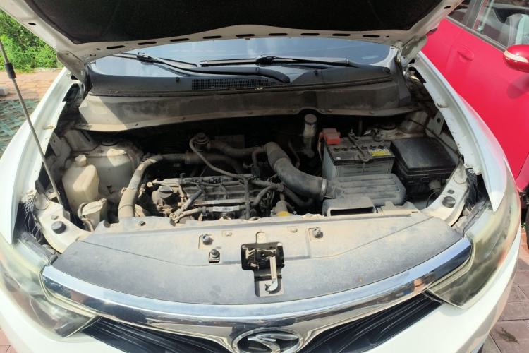 Used Soueast DX7 2015 1.5T Automatic Prestige Model Engine Bay