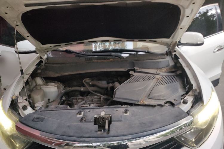 Used Soueast DX7 2015 1.5T Automatic Luxury Model Engine Bay