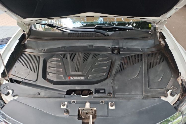 Used Soueast DX7 2015 1.5T Manual Luxury Model Engine Bay
