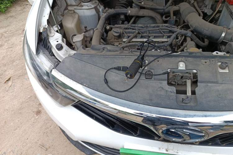 Used Soueast DX7 2015 1.5T Manual Luxury Model Engine Bay Right