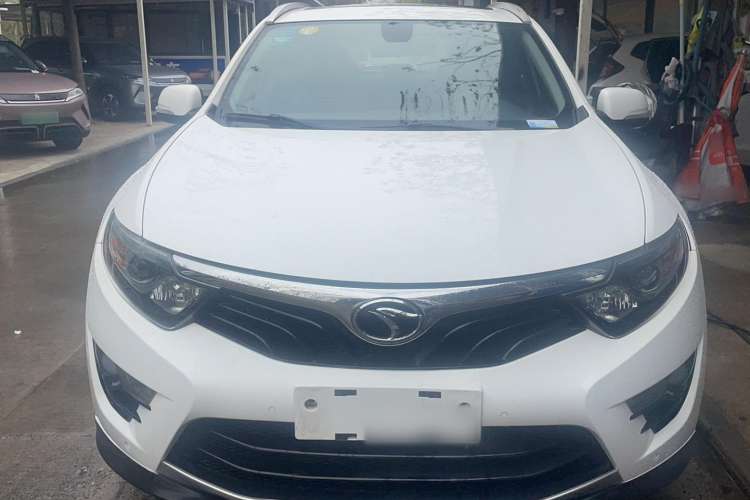 Used Soueast DX7 2015 1.5T Automatic Luxury Model Exterior 1