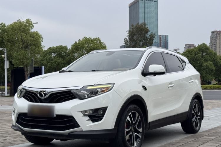 Used Soueast DX7 2015 1.5T Automatic Prestige Model Exterior 8