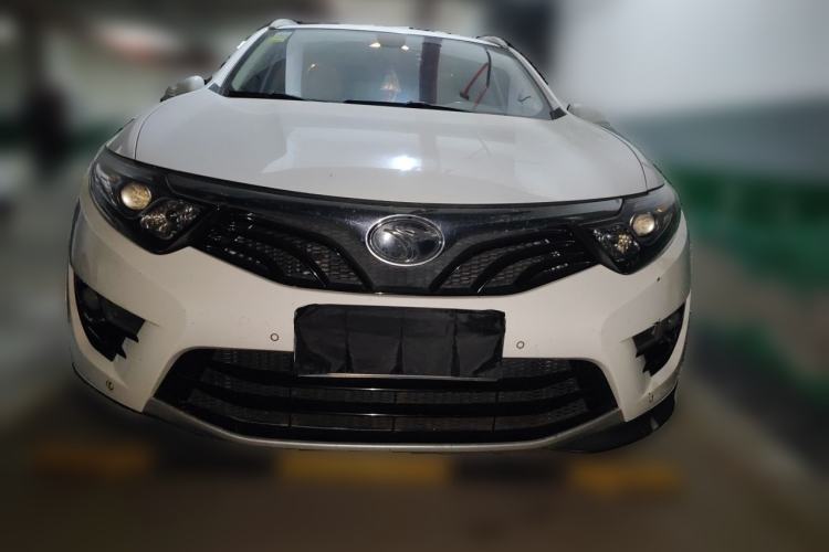 Used Soueast DX7 2015 1.5T Automatic Luxury Model Front