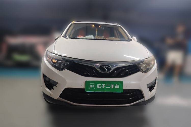 Used Soueast DX7 2015 1.5T Automatic Prestige Model Front