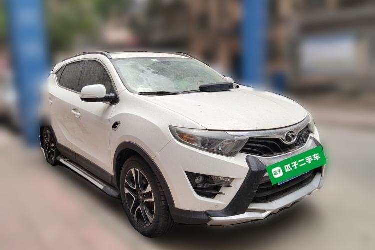 Used Soueast DX7 2015 2.0T Manual Sport Luxury Edition Front Right 45 Deg