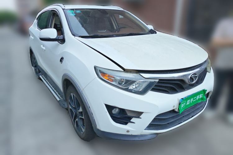 Used Soueast DX7 2015 1.5T Automatic Elite Model Front Right 45 Deg