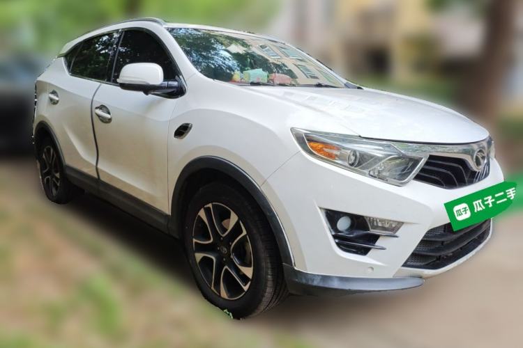 Used Soueast DX7 2015 1.5T Automatic Luxury Model Front Right 45 Deg
