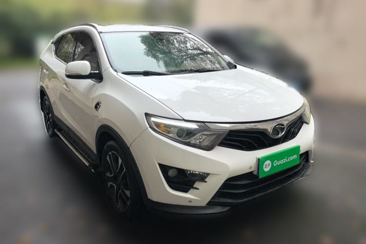 Used Soueast DX7 2015 1.5T Automatic Luxury Model Front Right 45 Deg