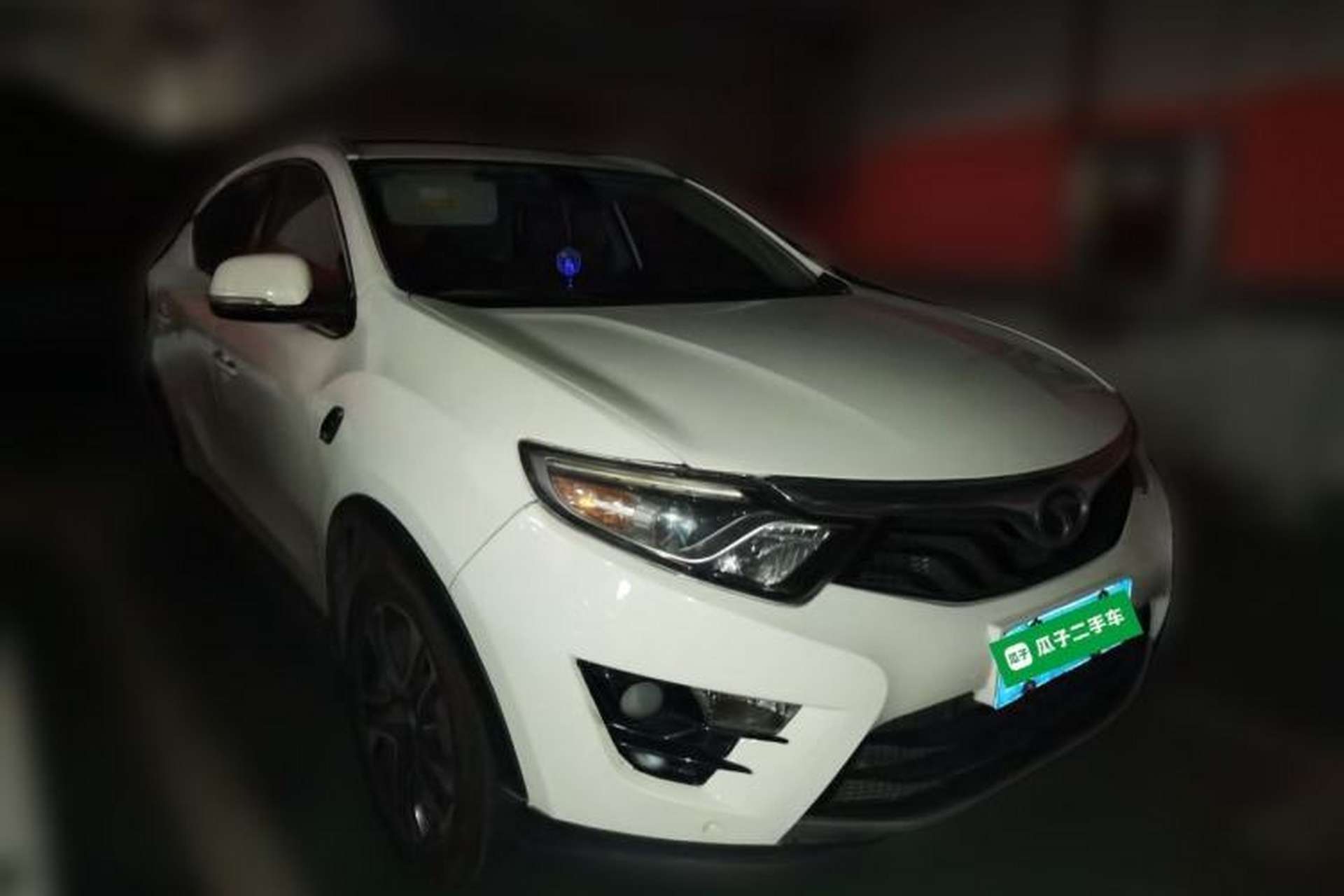 Used Soueast DX7 2015 1.5T Manual Luxury Model Front Right 45 Deg
