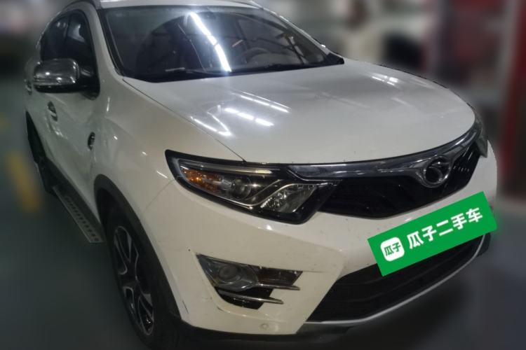 Used Soueast DX7 2015 1.5T Automatic Luxury Model Front Right 45 Deg