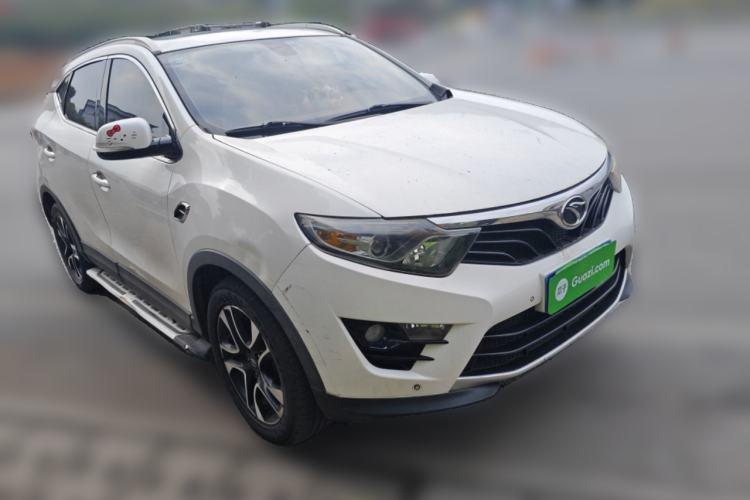 Used Soueast DX7 2015 1.5T Automatic Luxury Model Front Right 45 Deg