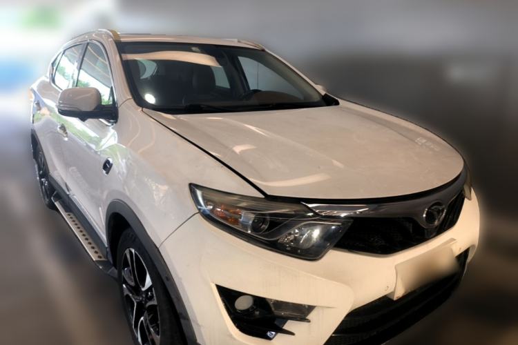 Used Soueast DX7 2015 1.5T Automatic Prestige Model Front Right 45 Deg