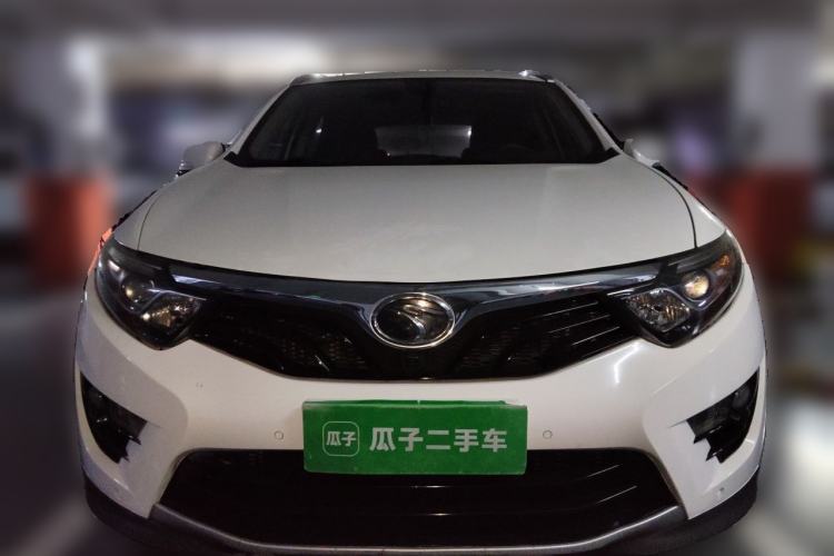 Used Soueast DX7 2015 1.5T Automatic Prestige Model Front