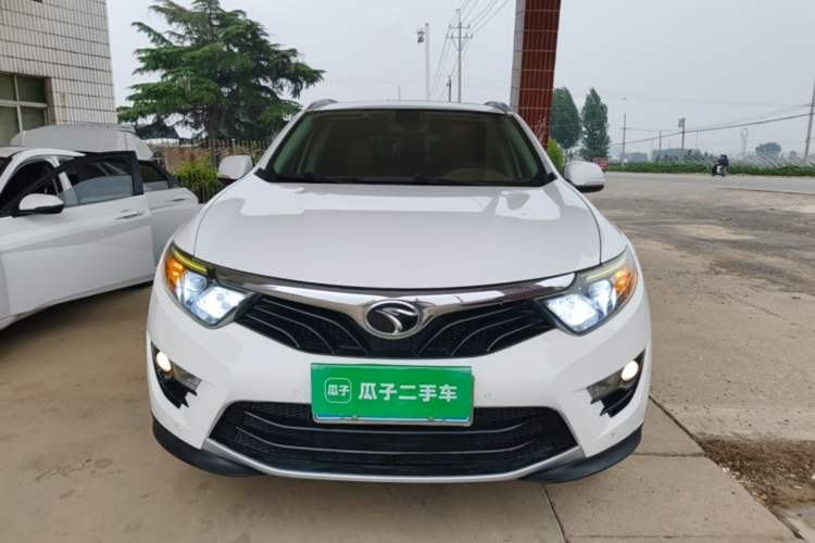 Used Soueast DX7 2015 1.5T Automatic Luxury Model Front