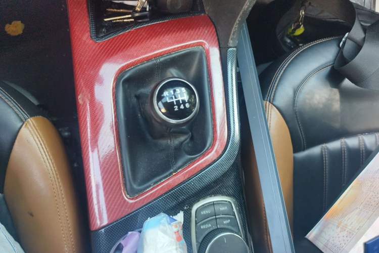 Used Soueast DX7 2015 1.5T Manual Luxury Model Gear Lever