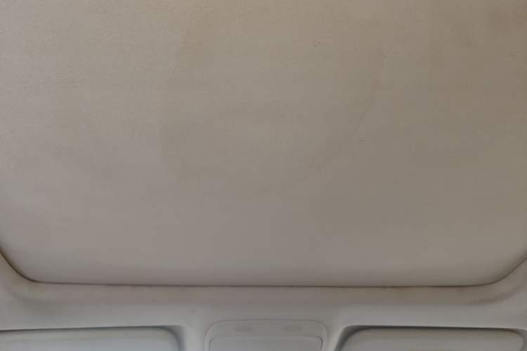Used Soueast DX7 2015 1.5T Automatic Prestige Model Headliner