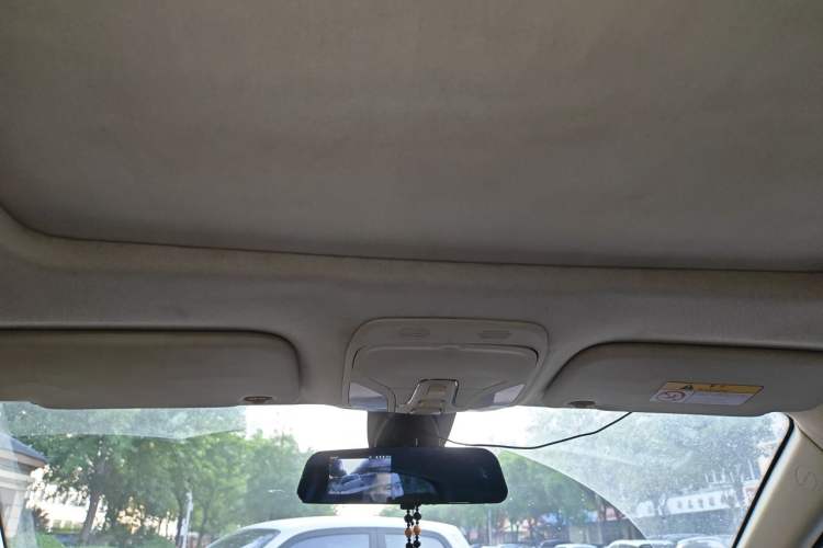 Used Soueast DX7 2015 1.5T Automatic Luxury Model Headliner