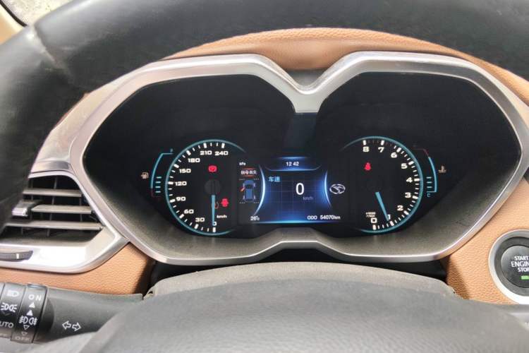 Used Soueast DX7 2015 2.0T Manual Sport Luxury Edition Instrument Cluster