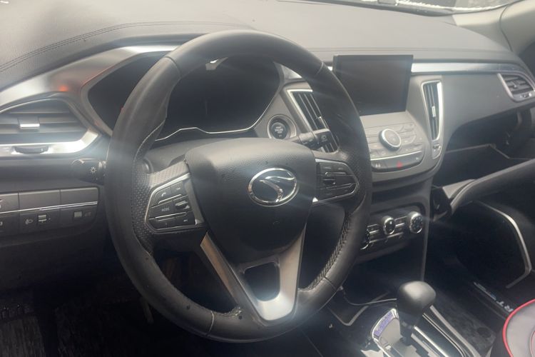 Used Soueast DX7 2015 1.5T Automatic Luxury Model Interior 3