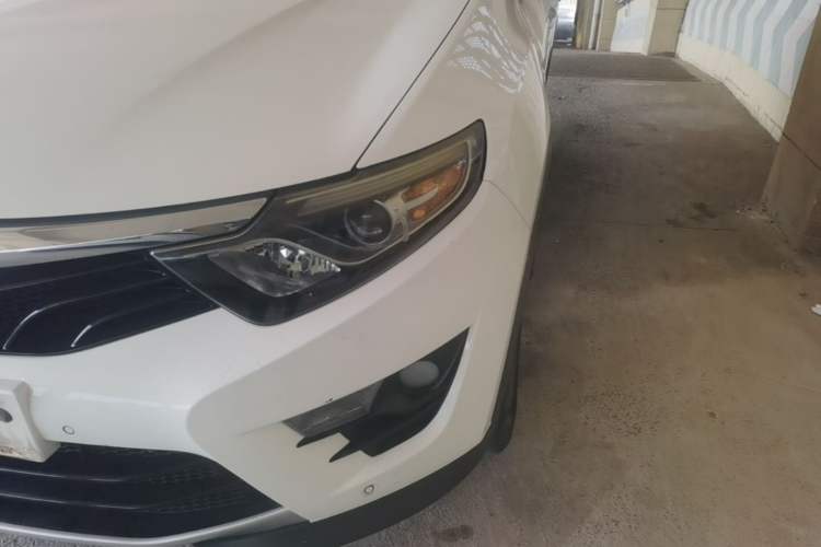 Used Soueast DX7 2015 1.5T Automatic Luxury Model Left Front Headlight