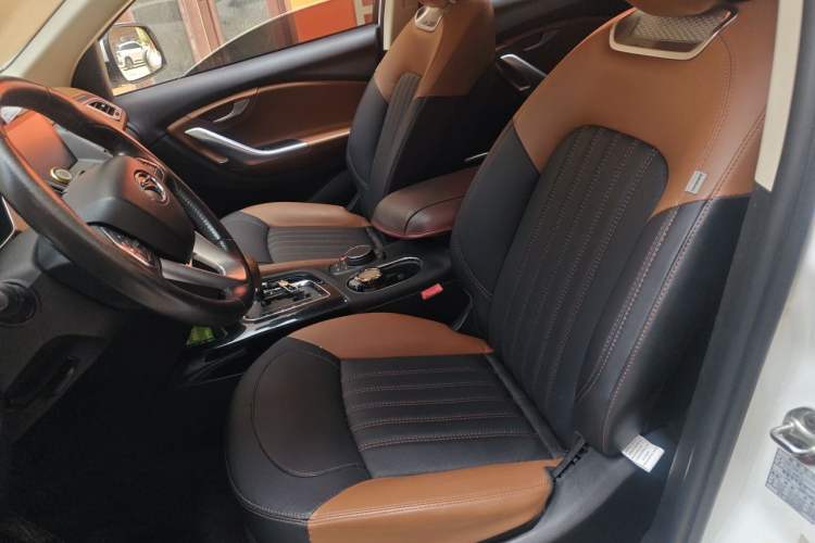 Used Soueast DX7 2015 1.5T Automatic Luxury Model Left Front Seat