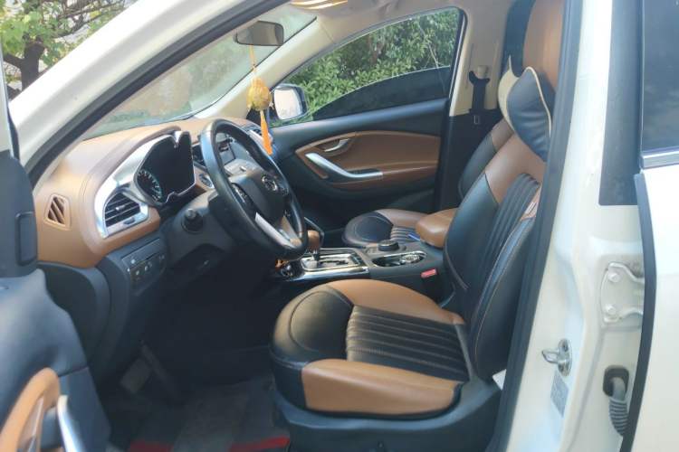 Used Soueast DX7 2015 1.5T Automatic Luxury Model Left Front Seat