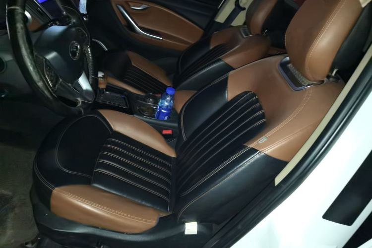 Used Soueast DX7 2015 1.5T Manual Luxury Model Left Front Seat