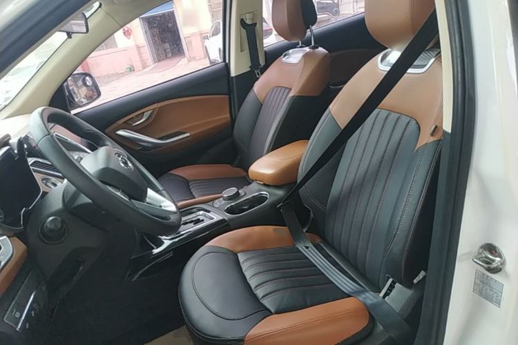 Used Soueast DX7 2015 1.5T Automatic Luxury Model Left Front Seat