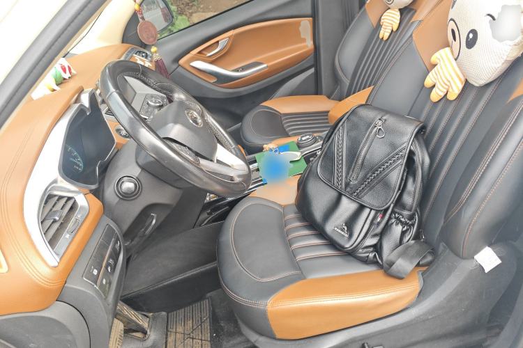 Used Soueast DX7 2015 1.5T Automatic Luxury Model Left Front Seat