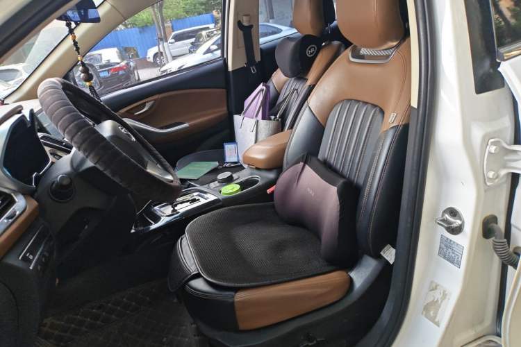 Used Soueast DX7 2015 1.5T Automatic Luxury Model Left Front Seat